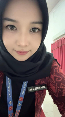 Nina Rosliana, S.Pd.